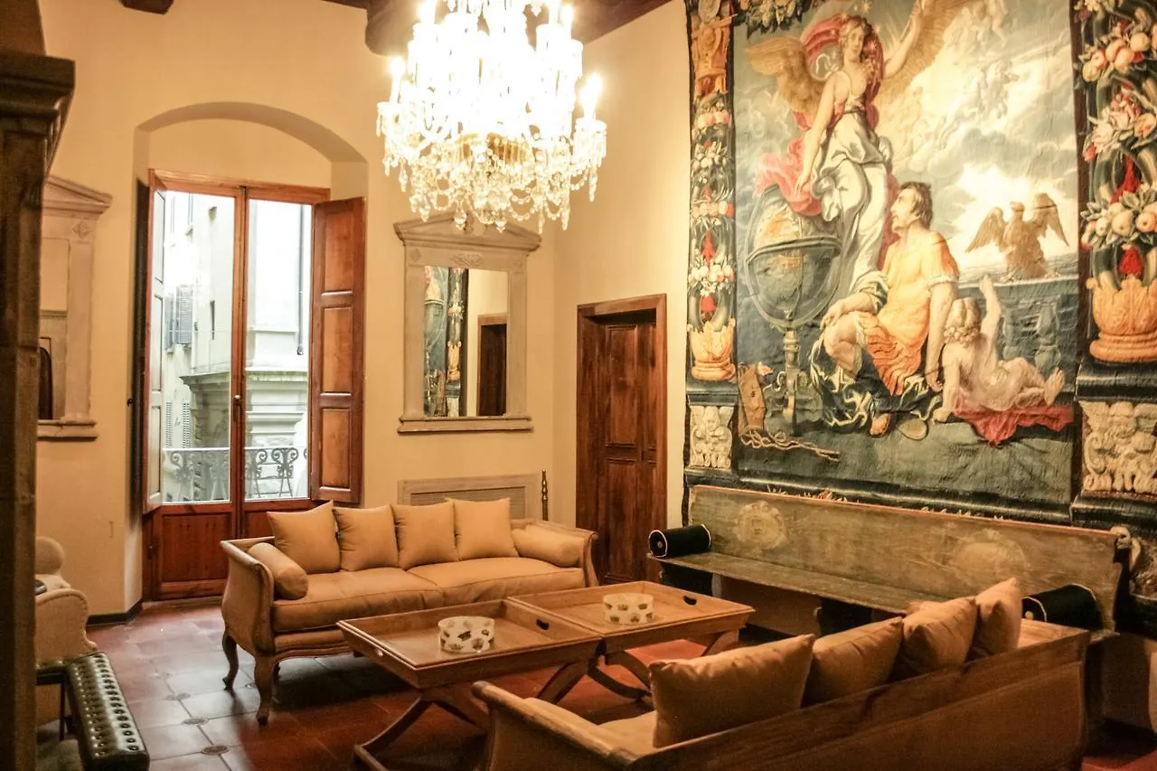 Апартаменты Palazzo Gallery - The Tuscan Collection Флоренция